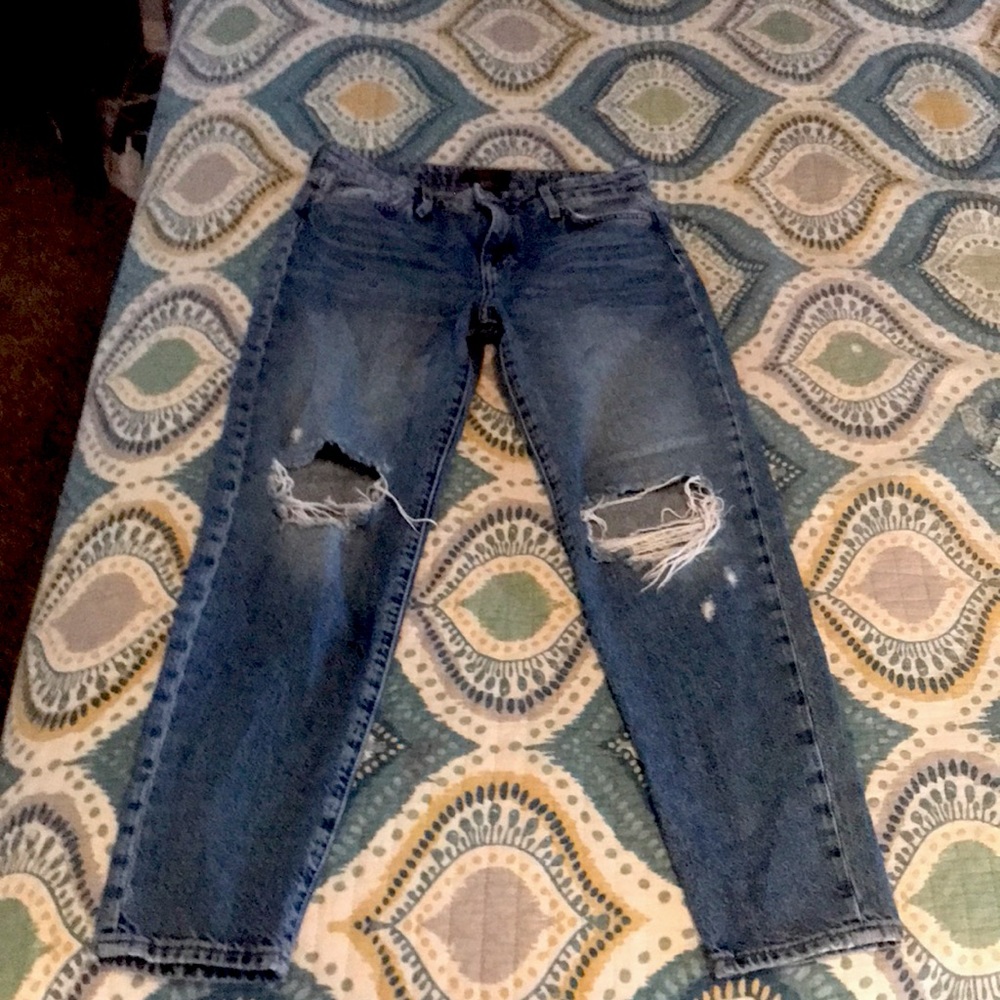 Distressed Forever 21 Girls Jeans